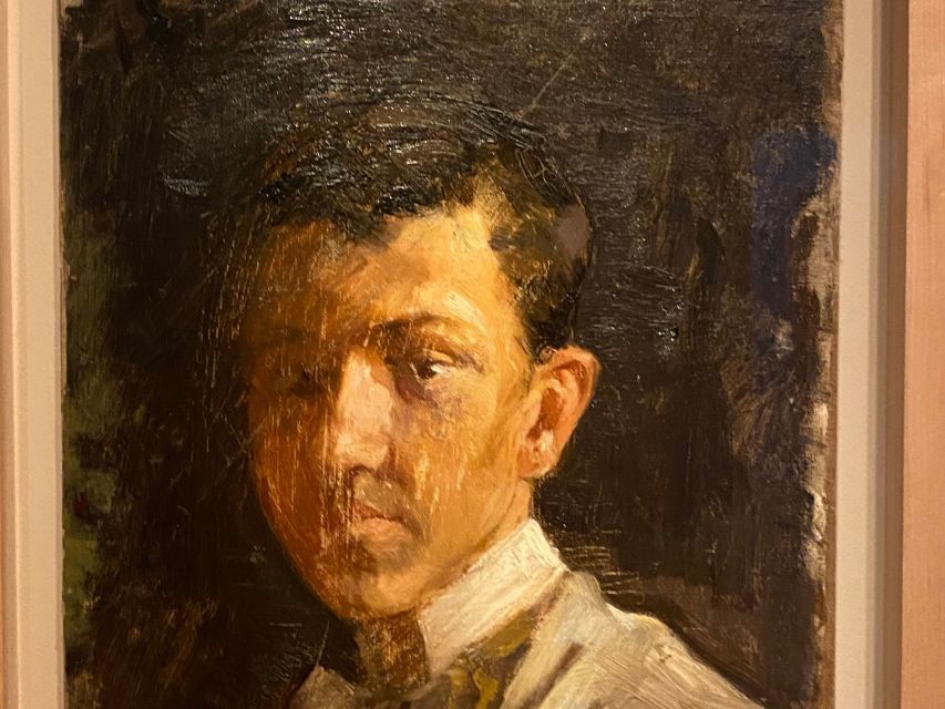 Barcelona: Picasso Museum with Ticket and Guided Tour - Using audio guides alongside your tour