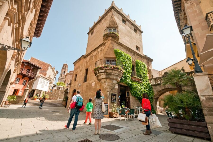 Barcelona: Poble Espanyol Entry Ticket - The Audiovisual Breaks: Feeling Spain and Fiesta