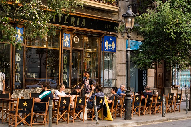 Barcelona Poble Sec Tapas & Wine Tour - Your Guide, the Real Dining Feel, and Why the Tour Works