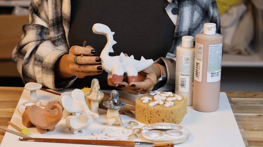 Barcelona: Pottery Workshop with Wine - Entering Tiwona’s Studio: the 2-hour rhythm you’ll follow in Barcelona