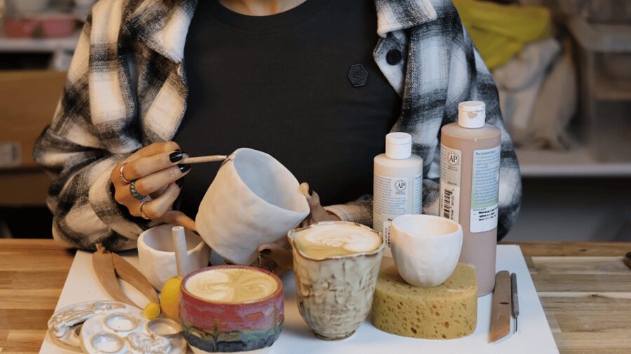 Barcelona: Pottery Workshop with Wine - The wine or tea part: why it feels relaxed, not gimmicky