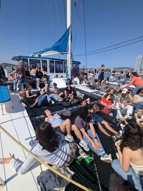 Barcelona: Premium Shared Sunset Cruise (Drinks & Snacks) - Getting to the boat: what “Port Olímpic” feels like in real life