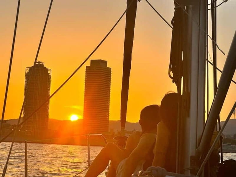 Barcelona: Premium Shared Sunset Cruise (Drinks & Snacks) - Crew tips that actually help once you return to land