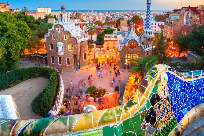 Barcelona Private City Tour (Top Attractions + Pick-up) - Montjuïc Quick Hit: Miró Foundation, Poble Espanyol, Views, and Timing