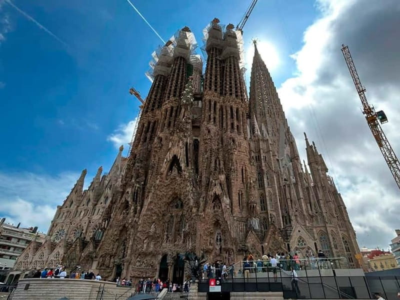 Barcelona: Private DAY TRIP Personalized City Tour - A Day in Barcelona That Fits Your Style (Not a Rigid Schedule)