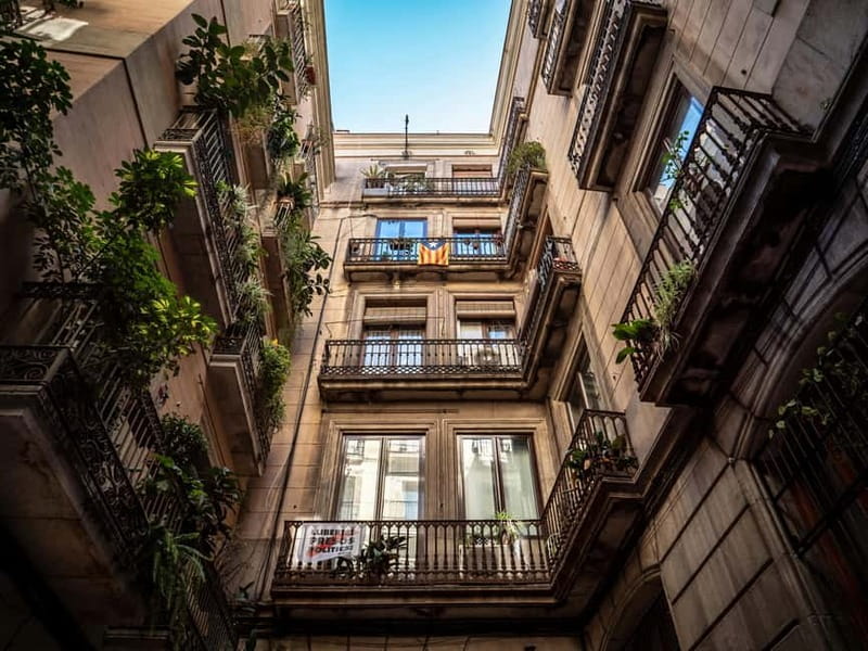 Barcelona: Private DAY TRIP Personalized City Tour - Your 6-Hour Route Options: Pick One Theme or Mix Two