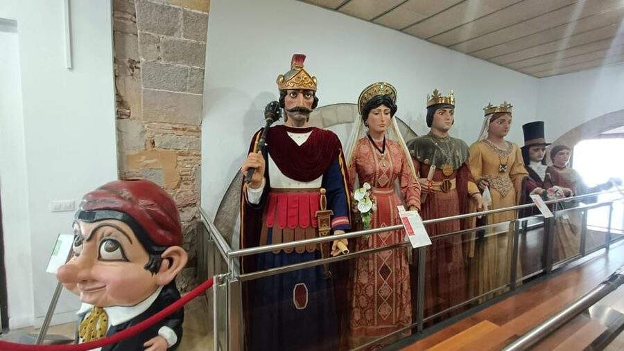 Barcelona private Family-Friendly Cultural & Food Tour - Why this Barcelona family food tour feels different