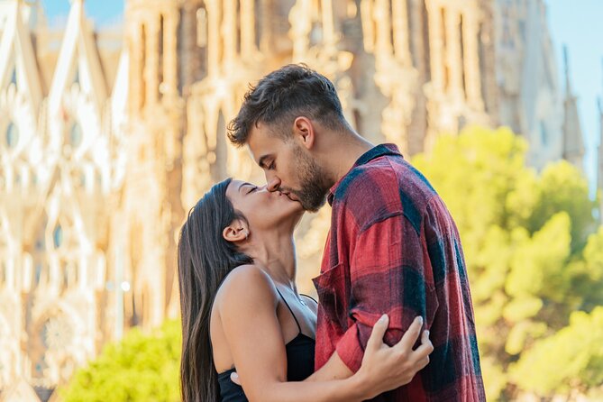 Barcelona : Private Photoshoot Outside Sagrada Familia - Price and Value: What $74.49 Per Group Really Buys