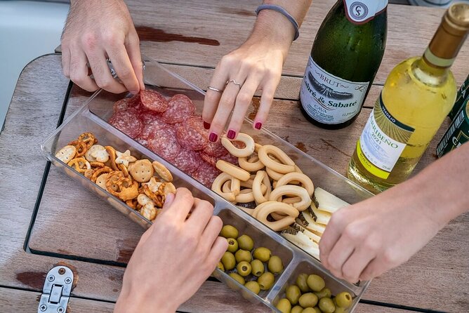 Barcelona: Private Sailing cruise with drinks & snacks - What to Bring for a Comfortable Sailing Night