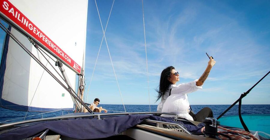Barcelona: Private Sailing Experience from Port Olimpic - Seeing Barcelona like you’ve done it before: what to watch for