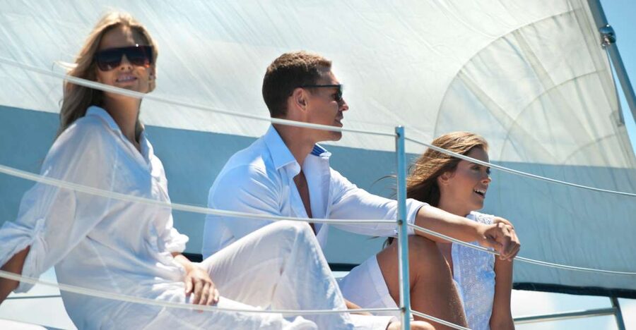 Barcelona: Private Sailing Trip with a Bottle of Cava - Who should book this private cava sailing trip?