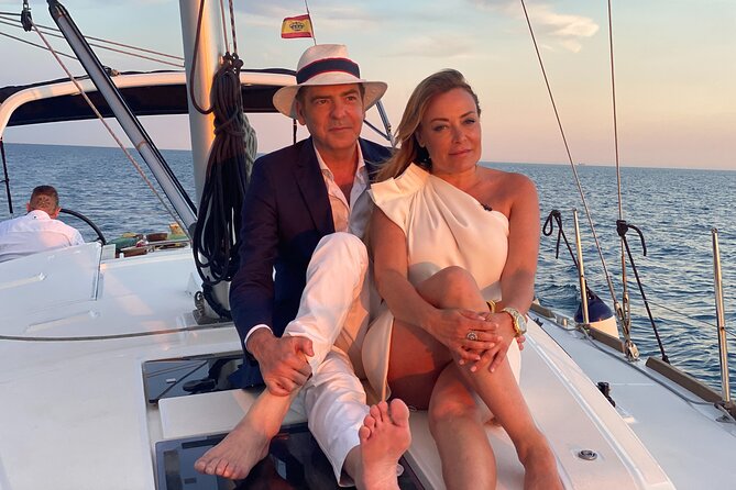 Barcelona Private Sailing with Open Bar & Snacks (max 9) - Private skipper and open bar: why this sailing day feels effortless