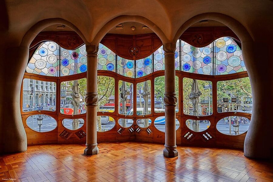 Barcelona: Private Tour of Casa Batllo with Reserved Access - The 2-hour flow: outside briefing, inside freedom