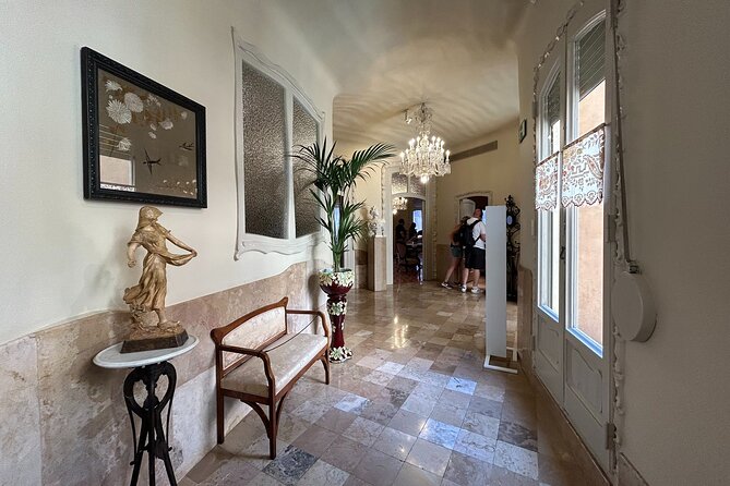 Barcelona: Reserved Entrance to Casa Mila (La Pedrera) with Audio - Rooftop Views and the Best Way to Spend Your Time