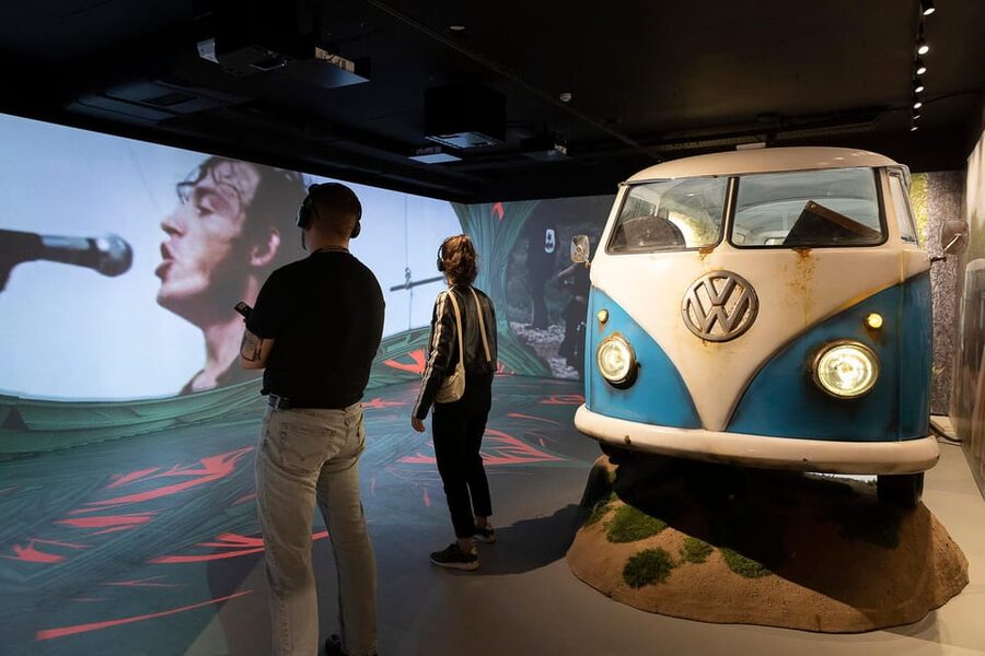 Barcelona: Rock Museum- Guitar Legends Hall - Why Guitar Legends Hall works so well in Barcelona