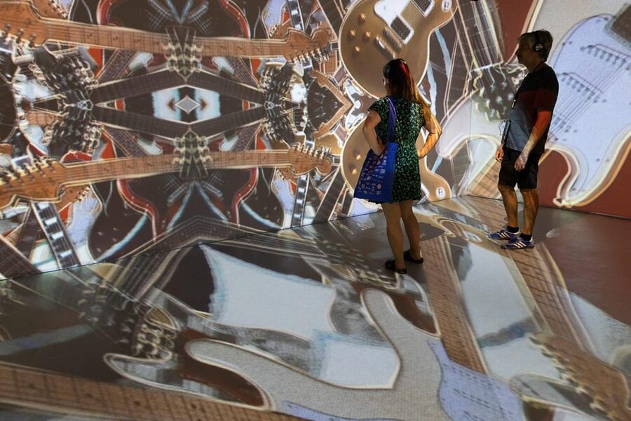 Barcelona: Rock Museum- Guitar Legends Hall - Zone 4: virtual performances, hologram concerts, and iconic scenes