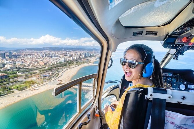 Barcelona's Coastline Helicopter Flight & Heliport Boat Transfer - Why This Helicopter and Heliport Boat Combo Works in Barcelona