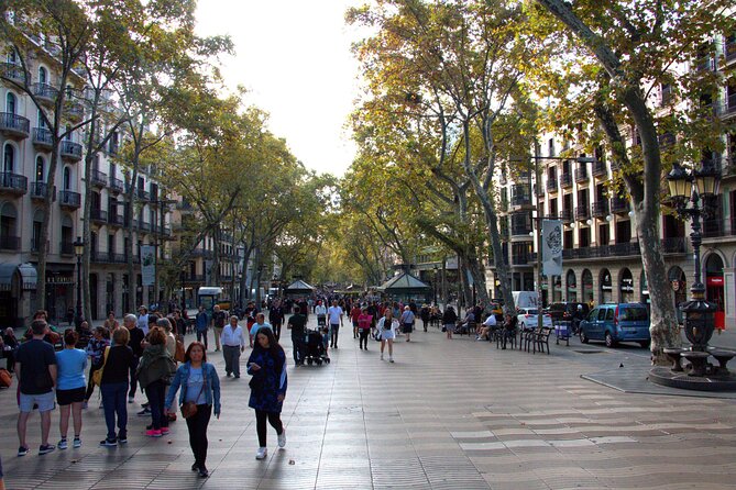 Barcelona's El Raval and the Gothic Quarter: A Self-Guided Audio Tour - Palau Güell: Gaudí With the Volume Turned Down