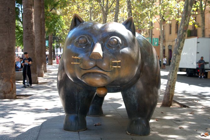 Barcelona's El Raval and the Gothic Quarter: A Self-Guided Audio Tour - Can Culleretes: Two Origin Stories, One Fun Moment of Thinking