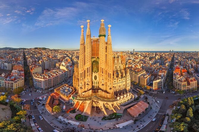 Barcelona’s Soul: Sagrada Familia Tour - Architecture stories, symbolism, and Gaudi’s life you can remember