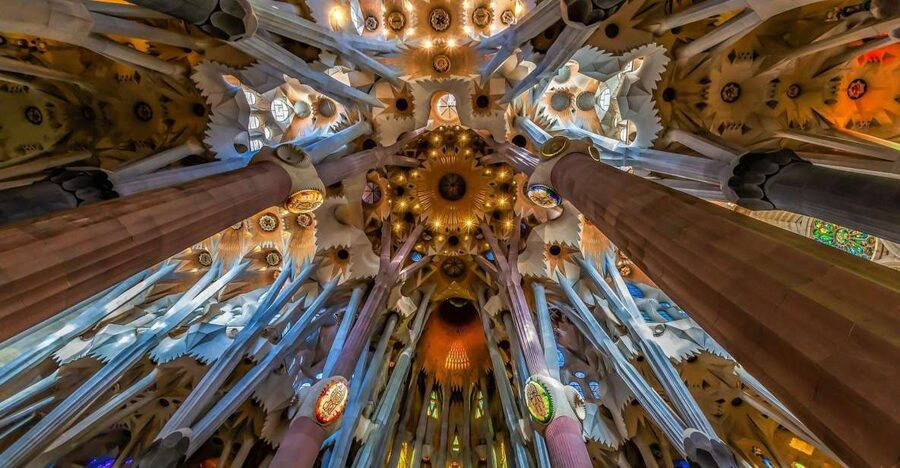 Barcelona: Sagrada Familia and City Tour with Hotel Pickup - Key things I’d circle before you go