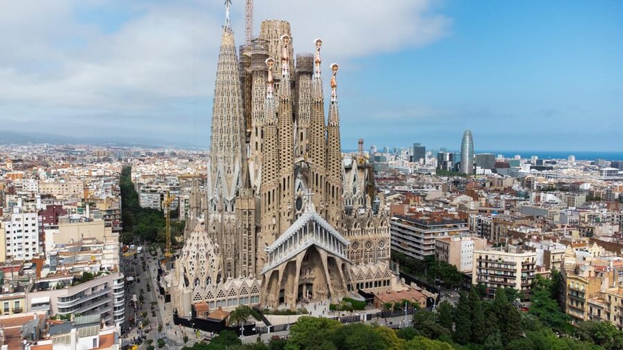 Barcelona: Sagrada Familia and Park Guell Combo Guided Tour - Key Things I’d Look For Before You Go