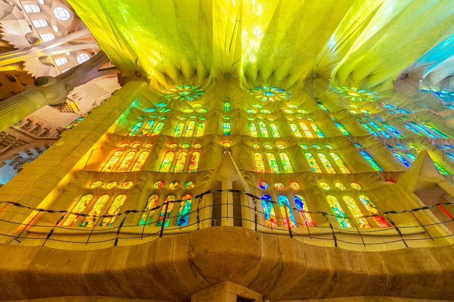 Barcelona: Sagrada Familia and Park Guell Small-Group Tour - Key things to know before you go