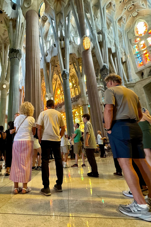 Barcelona: Sagrada Familia Entry Ticket and Guided Tour - Passion Facade outside: the emotional contrast you will feel