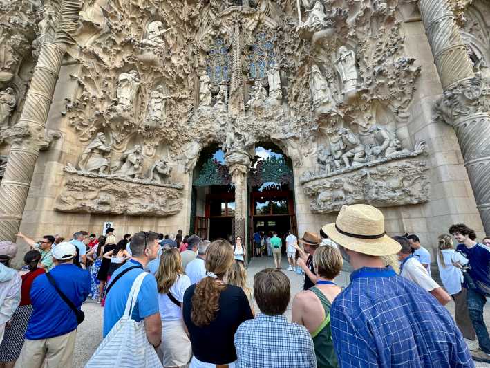 Barcelona: Sagrada Familia Entry Ticket and Guided Tour - Museum time under the basilica: Gaudi’s models and sketches