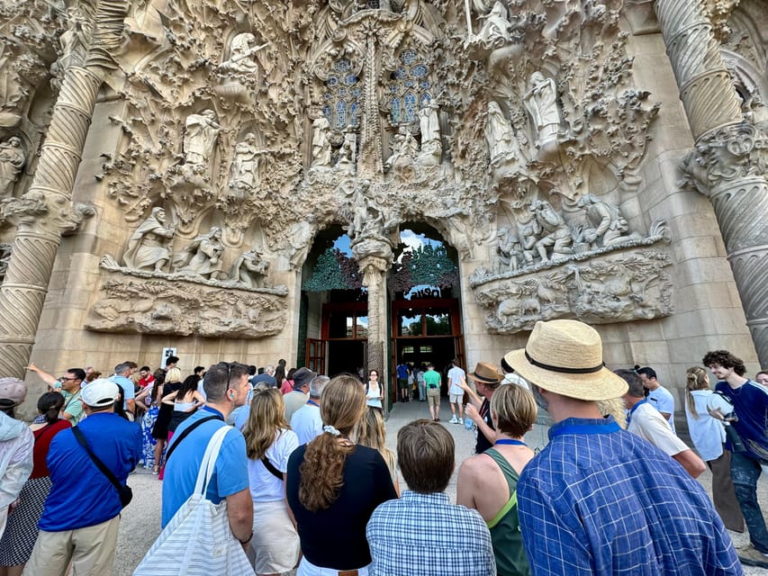 Barcelona: Sagrada Familia Entry Ticket and Guided Tour - Price and timing: what you truly get for $55