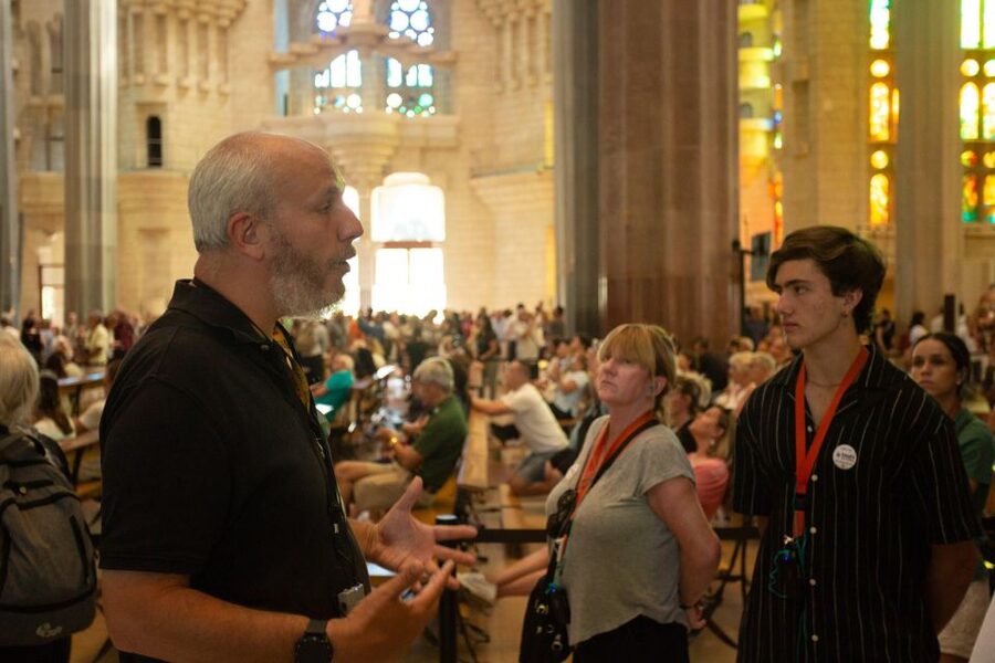 Barcelona: Sagrada Familia Fast-Track Guided Tour - The Simple Itinerary That Actually Works