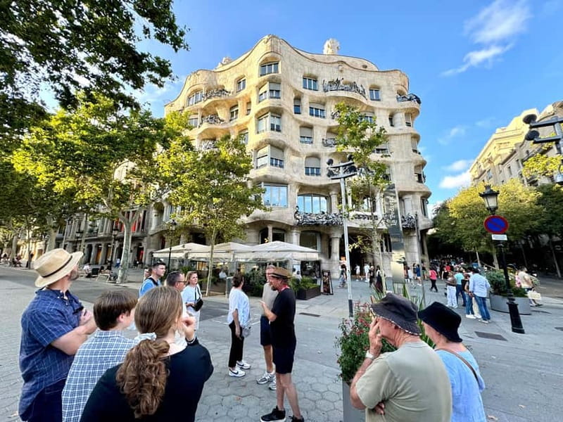 Barcelona: Sagrada Familia, La Pedrera & Cava Tasting Tour - Price and value: what $157 covers (and why it can be worth it)