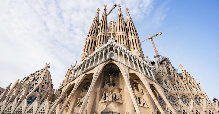 Barcelona: Sagrada Familia Skip-the-Line Entry Ticket & Tour - Price and logistics: is $67 for 1.5 hours worth it?