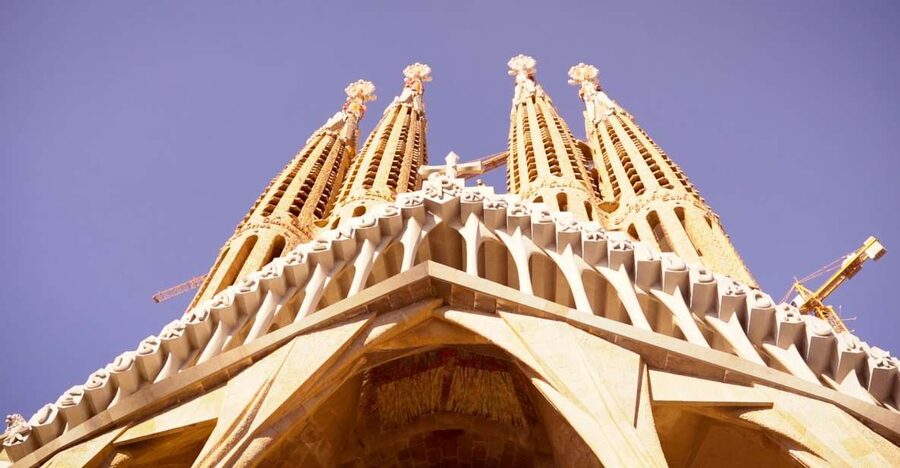Barcelona: Sagrada Familia Skip-The-Line Guided Tour - The interior experience: your stone forest moment