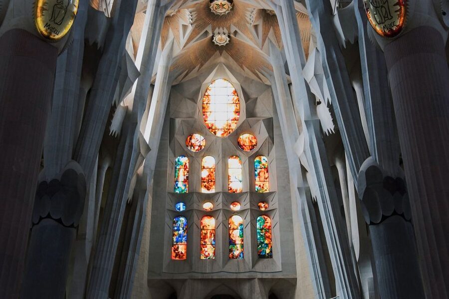 Barcelona: Sagrada Família Skip the Line Tour & Entry Ticket - Inside the basilica: where the stories change how you see light