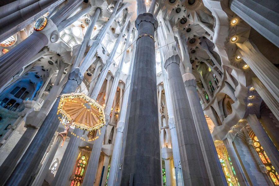 Barcelona: Sagrada Família Skip the Line Tour & Entry Ticket - Meeting at Avenida Gaudí, 1, next to the Fanal Modernista