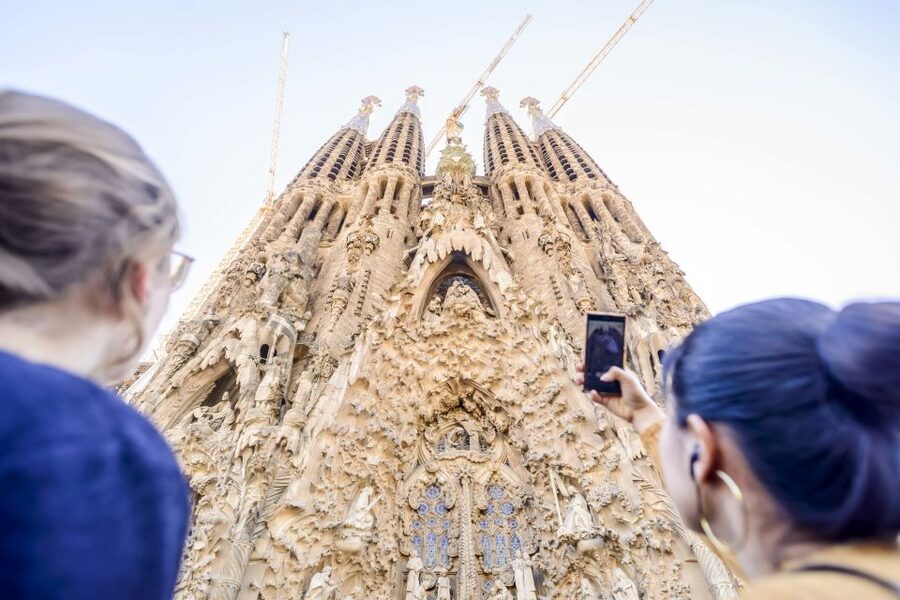 Barcelona: Sagrada Familia Tour with Optional Tower Access - Why This Sagrada Familia Tour Feels Worth It