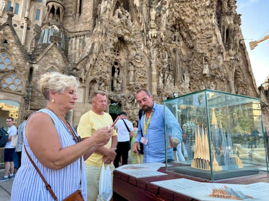 Barcelona: Sagrada Familia Tour with Skip-the-Line Access - Who This Sagrada Familia Skip-the-Line Tour Fits Best