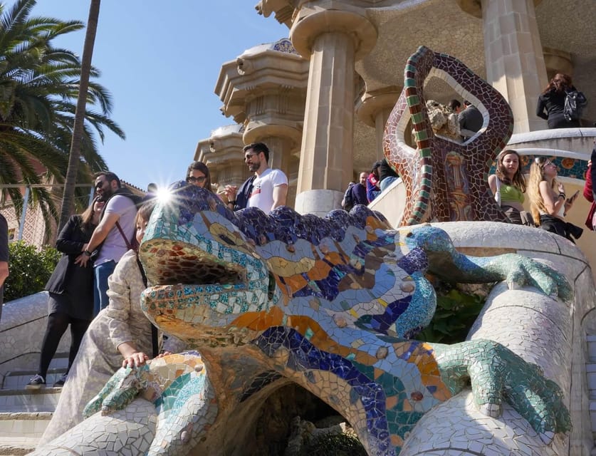 Barcelona: Sagrada Familia with Towers and Park Güell Tour - Key things to know before you go