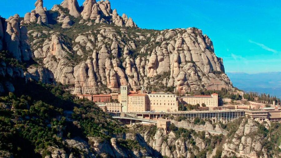 Barcelona: Sailing Experience and Montserrat Tour - Key highlights you will actually feel during the day
