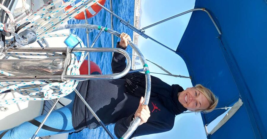 Barcelona Sailing Tour Drinks, snacks Swim & Stunning Views - Onboard Comfort: Mats, Blankets, and a Solar-Energized Boat