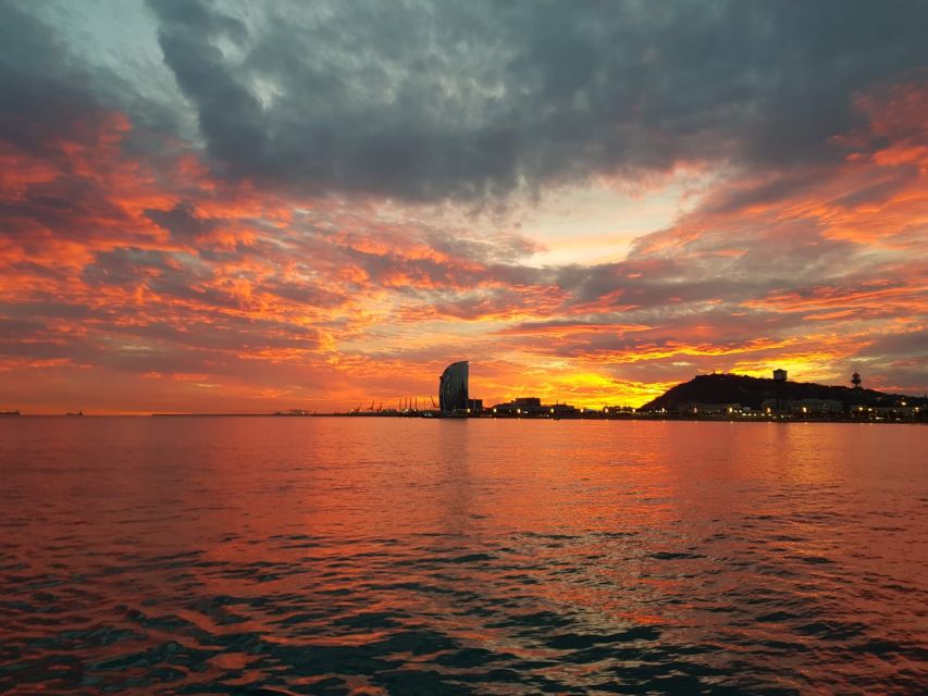 Barcelona: Sailing Tour with a Glass of Cava - The swim option: when it happens, and how to be ready