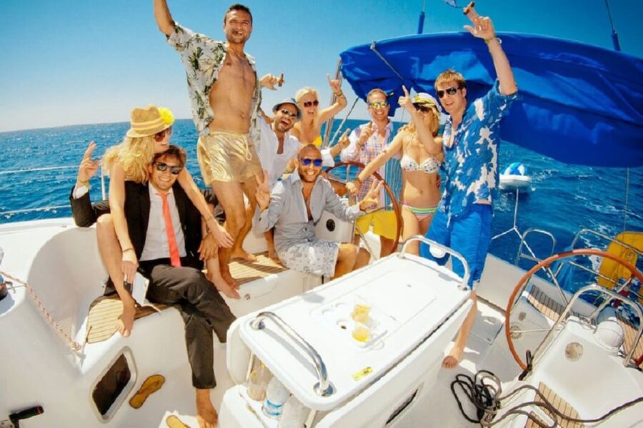 Barcelona: Sailing tour with drinks and aperitve - Key highlights worth aiming for