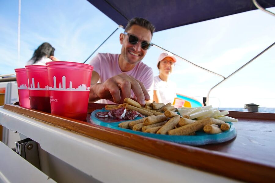 Barcelona: Sailing Tour with Spanish Tapas and Drinks - Tapas and Drinks on Board: What You’ll Actually Get