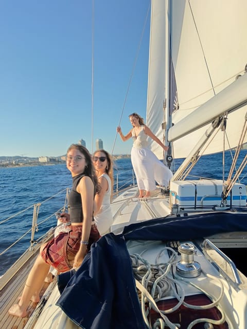 Barcelona: Sailing tour - Finding the Artimo at Moll de Mestral, berth 1514 (without stress)