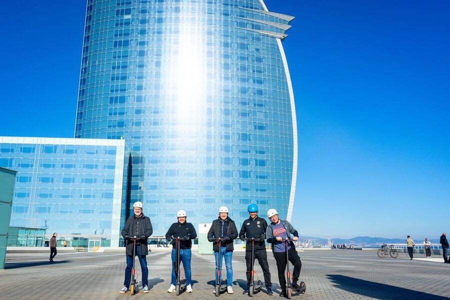 ❤️Barcelona Segway Tour ❤️ with a Local Guide - Should you book a Barcelona Segway Tour like this?
