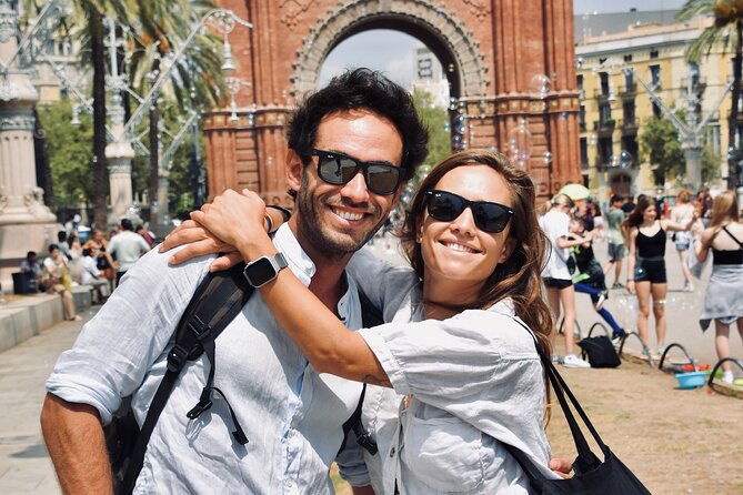 Barcelona Sightseeing by Bike with Photo Shooting and Tapas - Key things to know before you ride