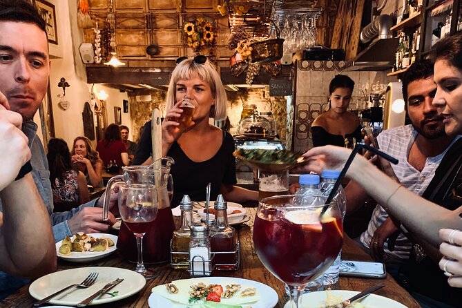 Barcelona Sightseeing by Bike with Photo Shooting and Tapas - Tapas finish: what you get and how to plan your budget