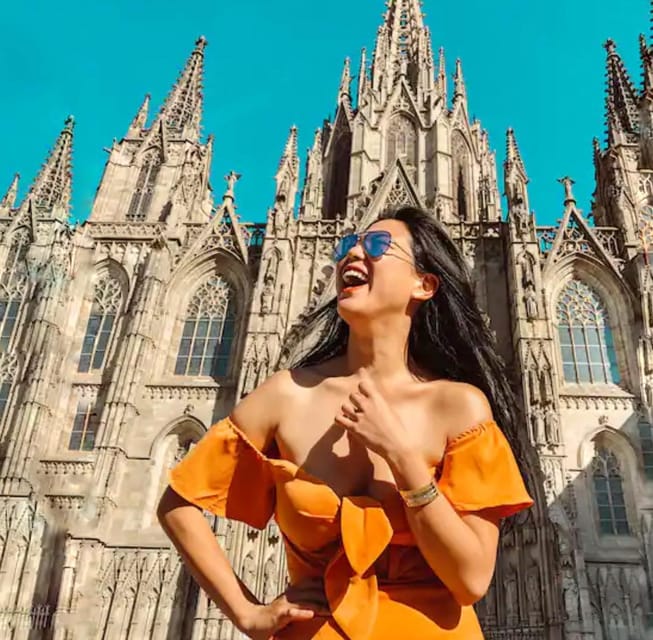 ✅ Barcelona: Sightseeing Professional Photoshoot Session - Meeting point clarity: right where you can orient fast
