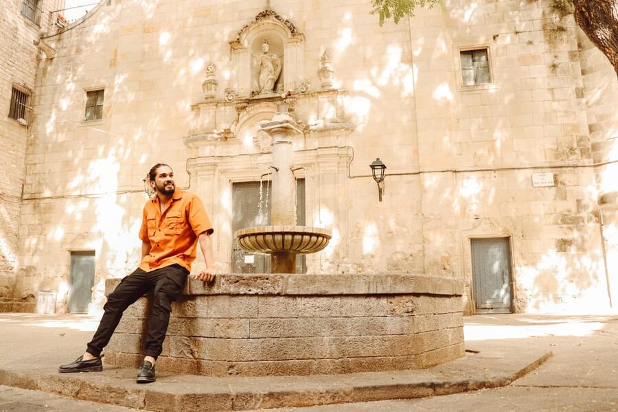 ✅ Barcelona: Sightseeing Professional Photoshoot Session - Photos are the product, but recommendations are the bonus